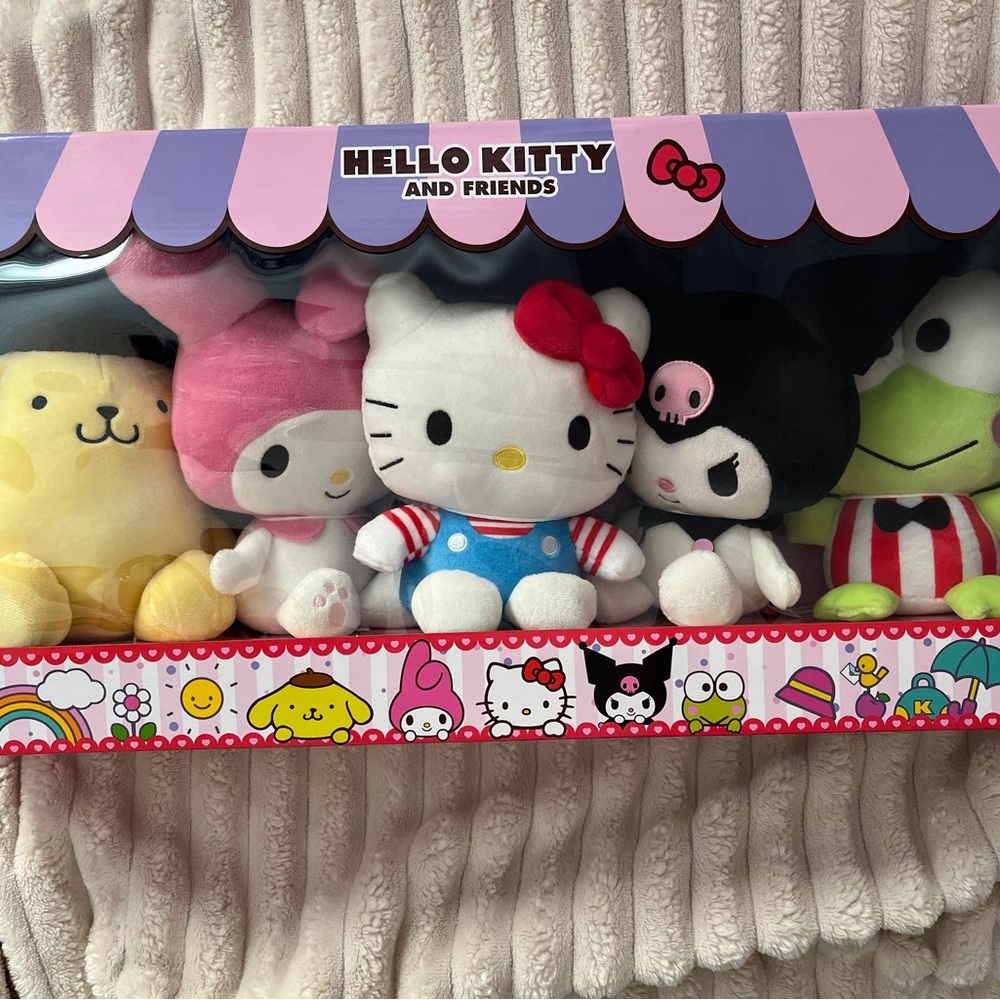 Hello Kitty - Picture 2 of 3